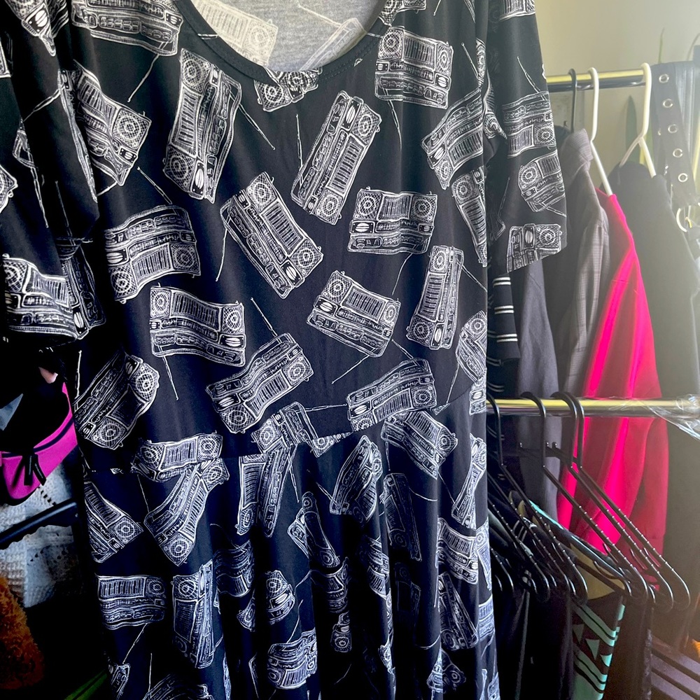 Radio Lularoe Nicole dress